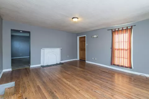 236 N 2nd St, Richmond, KY 40475 photo 6