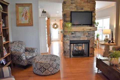 4352 Stuart Hall Blvd, Lexington, KY 40509 photo 3