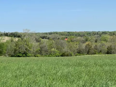 25272439 Grimes Mill Rd, Winchester, KY 40391