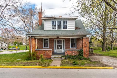 203 Brown St, Berea, KY 40403 photo 1