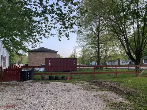 113 Phillips St, Berea, KY 40403 photo 4