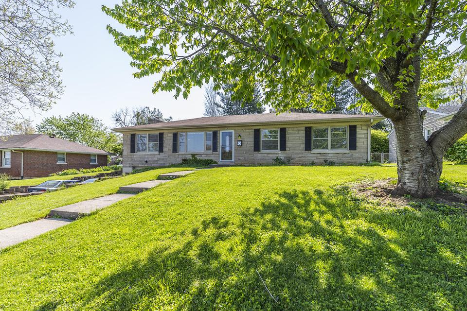 554 Seattle Dr, Lexington, KY 40503 30 Photos MLS 22008248 Movoto