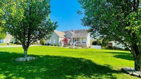 332 Ridgeview Dr, Berea, KY 40403 photo 2
