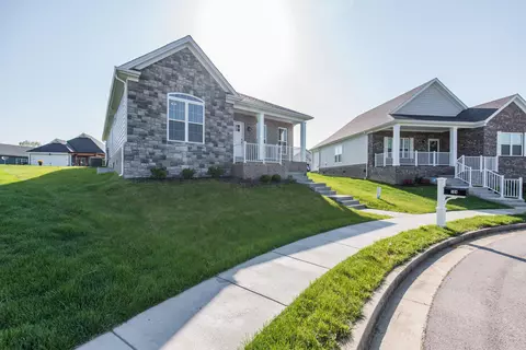 104 Woods Point Cir, Georgetown, KY 40324 photo 2