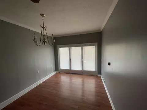25 Kaye St, Berea, KY 40403 photo 2
