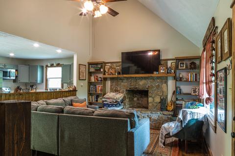 1675 Red Lick Rd, Berea, KY 40403 photo 4