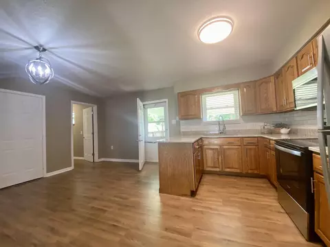 103 Elkin St, Berea, KY 40403 photo 6