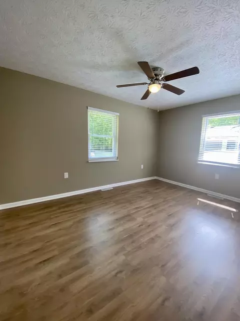 103 Elkin St, Berea, KY 40403 photo 9