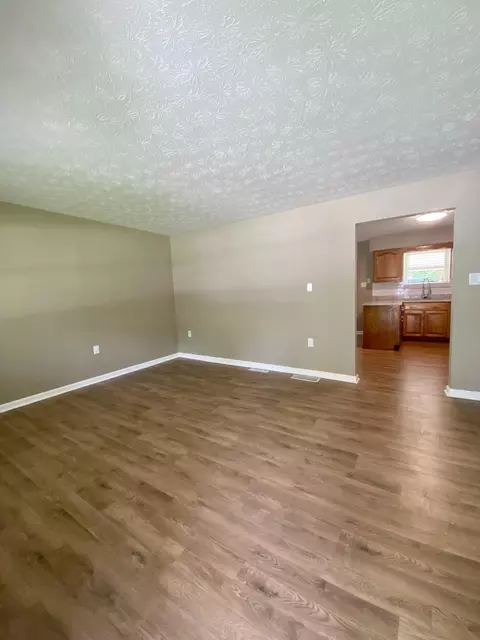 103 Elkin St, Berea, KY 40403 photo 7
