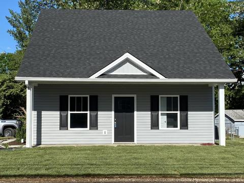 200 E 20th St, Paris, KY 40361 photo 1