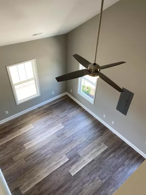 200 E 20th St, Paris, KY 40361 photo 7