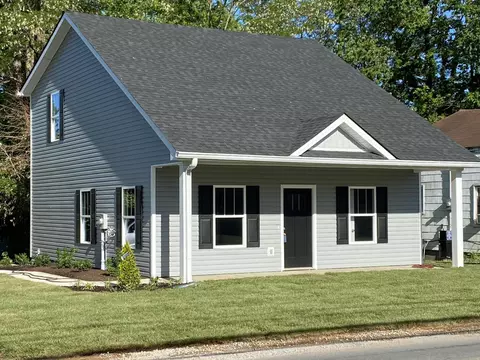 200 E 20th St, Paris, KY 40361 photo 2
