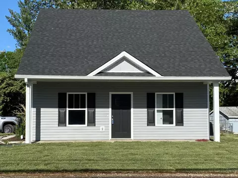200 E 20th St, Paris, KY 40361 photo 1