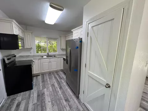 4550 Ky 1232, Gray, KY 40734 photo 8