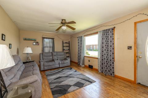 309 Maplewood Ave, Springfield, KY 40069 photo 5