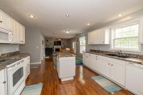 1019 Heathcliff Dr, Richmond, KY 40475 photo 11