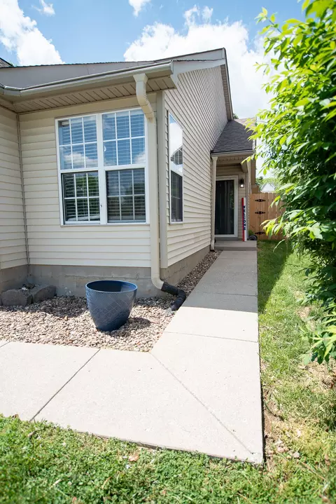 1007 Seminole Trl, Georgetown, KY 40324 photo 3