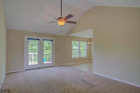 620 Walnut Creek Dr, Berea, KY 40403 photo 5