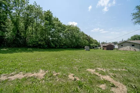 401 Robinson Ave, Georgetown, KY 40324 photo 2