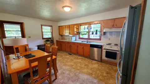 2875 Pointer Creek Rd, Science Hill, KY 42553 photo 13