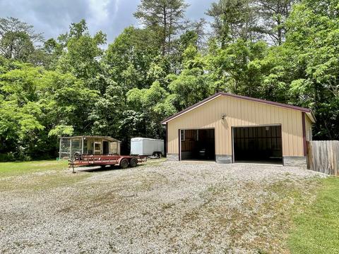 106 Lakeshore Rd, Burnside, KY 42519 photo 3