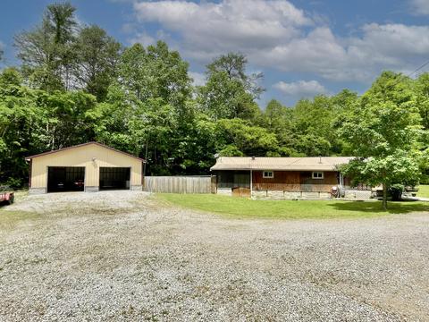 106 Lakeshore Rd, Burnside, KY 42519 photo 1