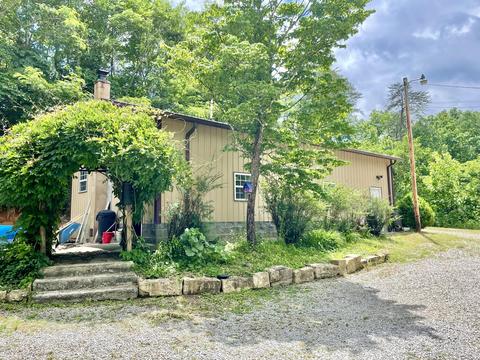 106 Lakeshore Rd, Burnside, KY 42519 photo 9