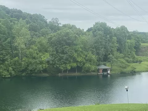 380 Deer Path, Lancaster, KY 40444 photo 4