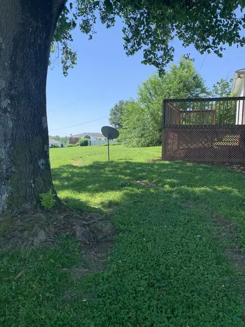 68 Miller Ave, Lancaster, KY 40444 photo 13