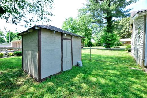 604 N Powell Ave, Berea, KY 40403 photo 16