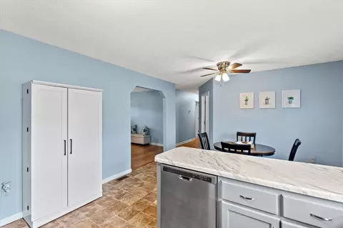 1012 Breezy Ln, Berea, KY 40403 photo 13