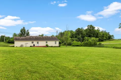 1012 Breezy Ln, Berea, KY 40403 photo 23