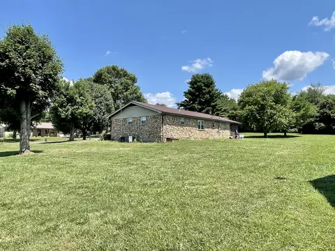 249 Sunset Dr, Bronston, KY 42518 photo 4
