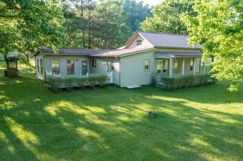 1214 Elklick Rd, Morehead, KY 40351 photo 2