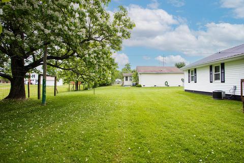 58 Vine St, Stanton, KY 40380 photo 5
