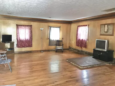 680 Eastview St, Grayson, KY 41143 photo 9