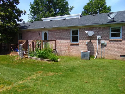 413 Meadow Dr, Berea, KY 40403 photo 21