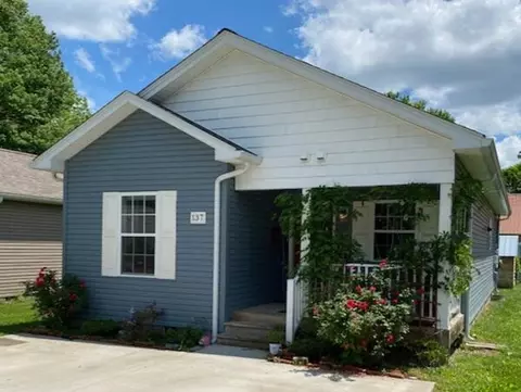 137 Center St, Morehead, KY 40351 photo 1