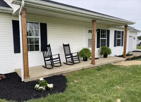 1006 Breezy Lane Ln, Berea, KY 40403 photo 1