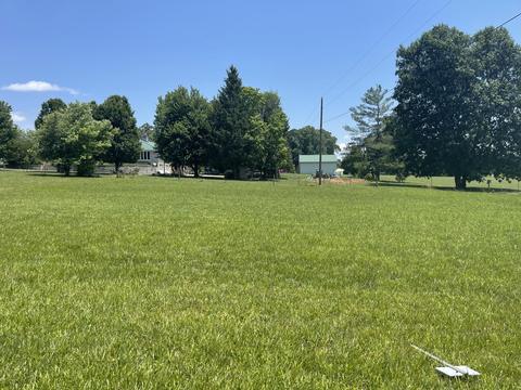 2 Patriot Dr, Science Hill, KY 42553