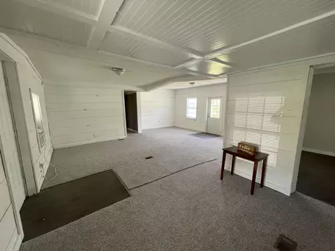 548 Closade Dr, Eubank, KY 42567 photo 9