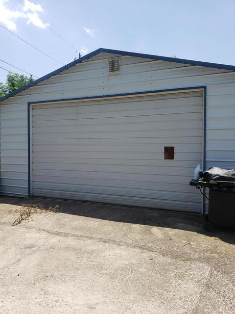 313 Springhill Dr, Paris, KY 40361 photo 4