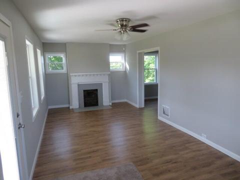 560 E Broadway St, Winchester, KY 40391 photo 3