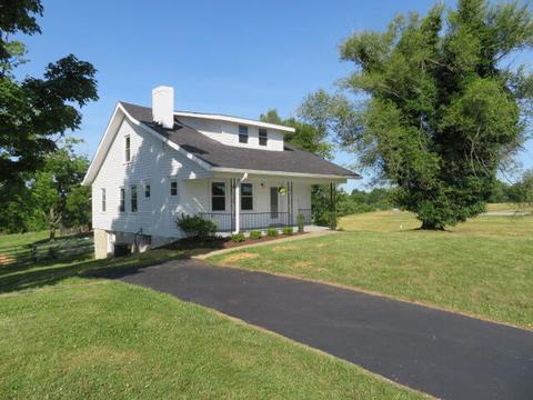 560 E Broadway St, Winchester, KY 40391 photo 2