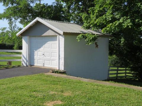 560 E Broadway St, Winchester, KY 40391 photo 31
