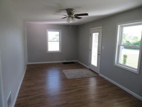 560 E Broadway St, Winchester, KY 40391 photo 4