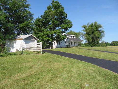 560 E Broadway St, Winchester, KY 40391 photo 1