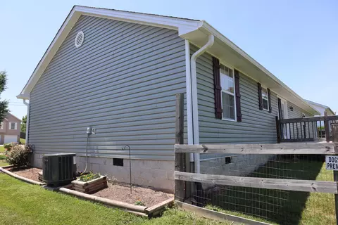 164 Pebble Branch Dr, Nancy, KY 42544 photo 6