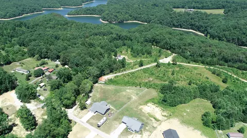 747 Davis Rd, Corbin, KY 40701 photo 2