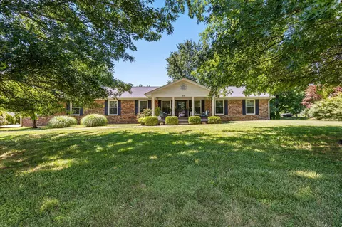 219 Augusta Dr, Georgetown, KY 40324 photo 1